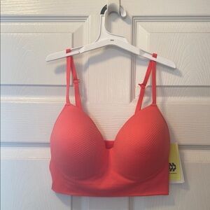 NWT Women’s Sports Bra All in Motion, Coral Sz: Med